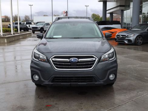 Used 2018 Subaru Outback 2.5i Premium AWD/4WD image 9