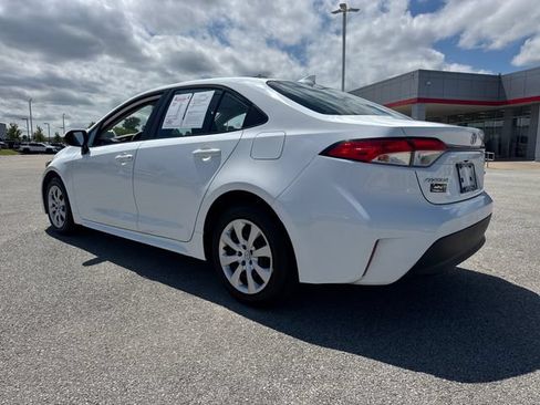 Used 2024 Toyota Corolla LE FWD image 4