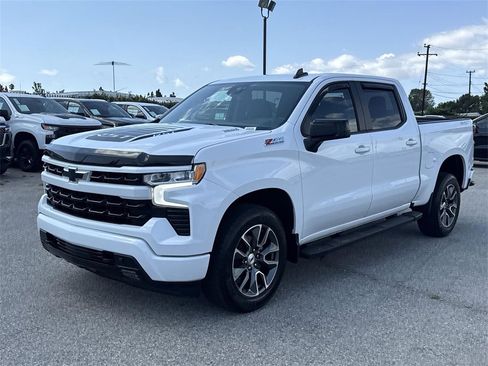 Used 2024 Chevrolet Silverado 1500 RST image 7