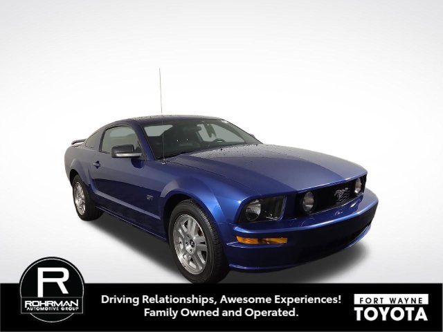 Used 2007 Ford Mustang GT RWD image 4