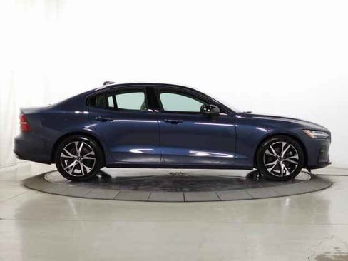 Used 2023 Volvo S60 B5 Core w/ Climate Package image 11