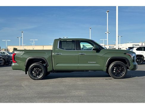 Used 2023 Toyota Tundra Limited image 3