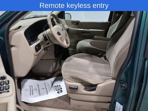 Used 2003 Ford Windstar Sport image 2