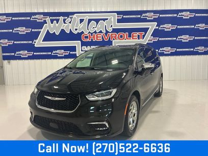 Used 2023 Chrysler Pacifica Limited