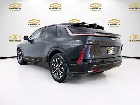 Used 2024 Cadillac Lyriq Sport image 5