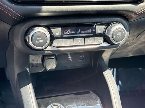 Certified 2025 Nissan Versa SR w/ Trunk Package FWD image 5
