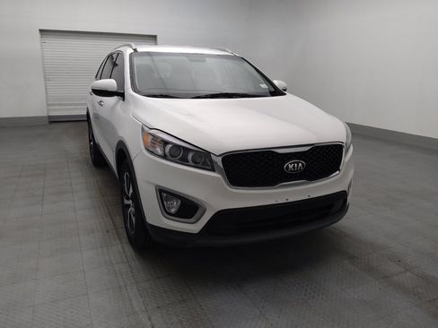 Used 2018 Kia Sorento EX FWD image 14