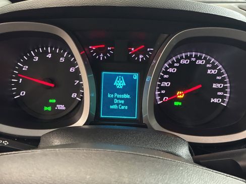 Used 2016 Chevrolet Equinox LT w/ Convenience Package image 14