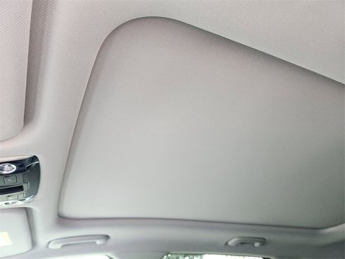 New 2026 Kia Sorento S image 18