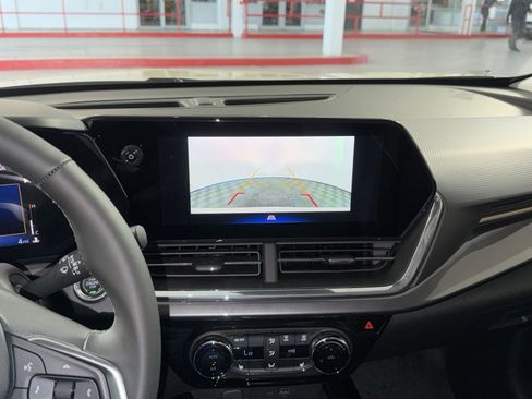 New 2026 Chevrolet Trax ACTIV FWD image 19
