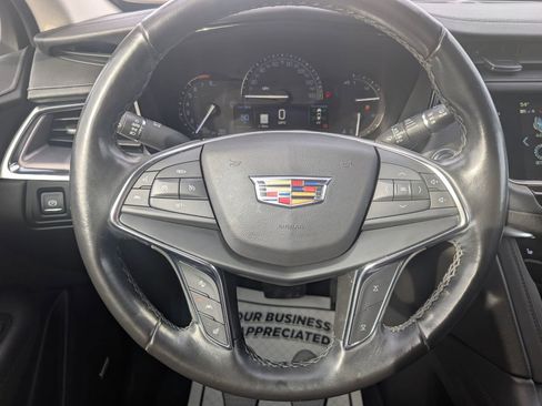 Used 2019 Cadillac XT5 Luxury image 16