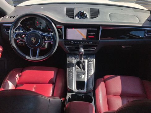 Used 2020 Porsche Macan S image 23