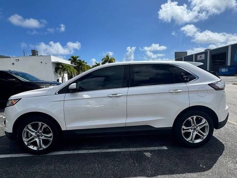 Used 2018 Ford Edge Titanium w/ Technology Package AWD/4WD image 3