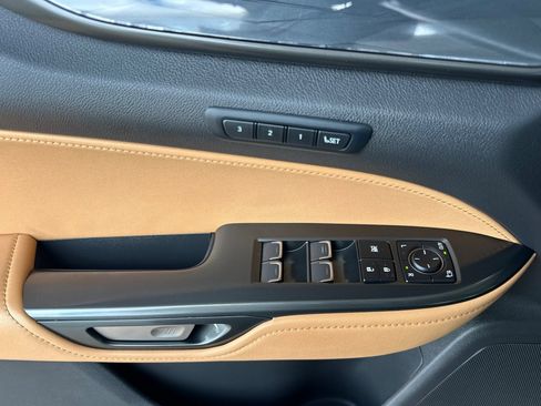 Used 2025 Lexus NX 350h AWD w/ Cold Area Package image 8