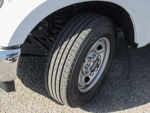 Used 2022 Ford F350 XL w/ Power Equipment Group image 42