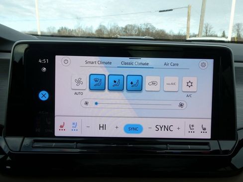 Used 2026 Volkswagen Atlas SE AWD/4WD image 9