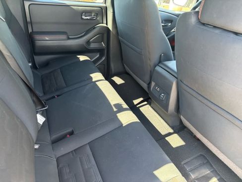 Certified 2022 Nissan Frontier Pro-X image 14