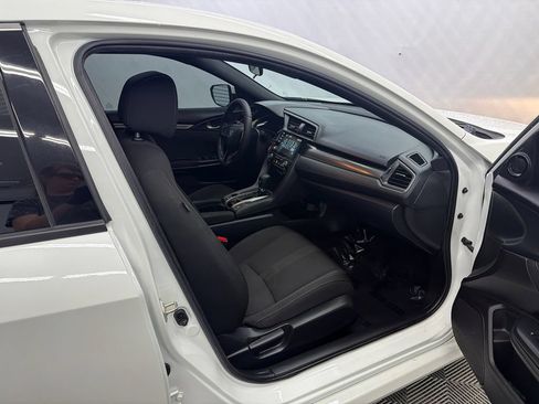 Used 2019 Honda Civic EX image 13