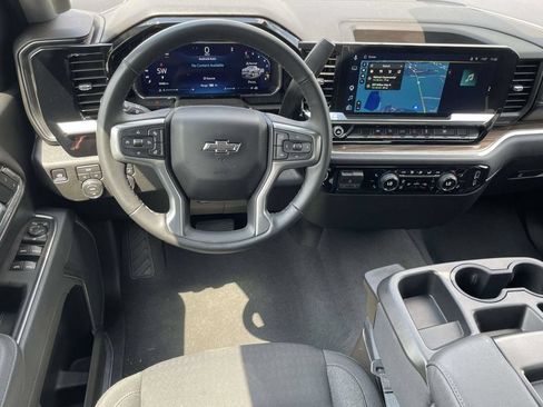 Used 2026 Chevrolet Silverado 1500 RST AWD/4WD image 9