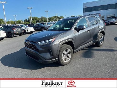 Certified 2025 Toyota RAV4 XLE AWD/4WD image 17