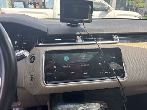 Used 2021 Land Rover Range Rover Velar S image 7