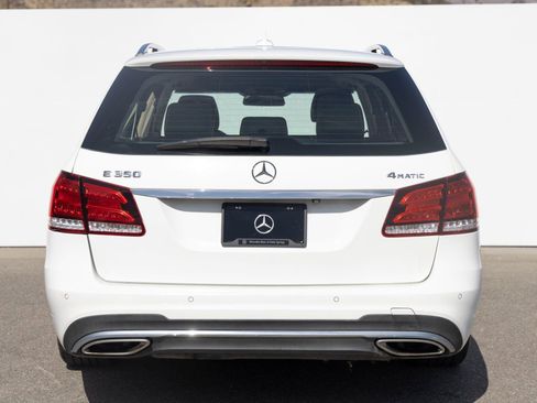 Used 2015 Mercedes-Benz E 350 4MATIC Wagon image 9