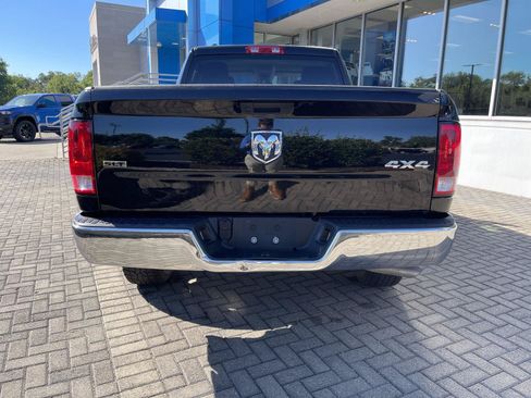 Used 2024 RAM 1500 Classic SLT AWD/4WD image 4