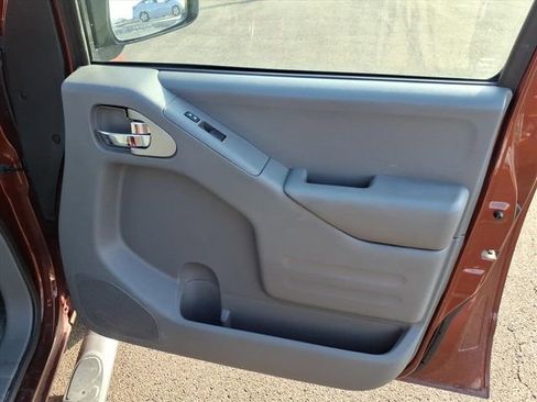 Used 2016 Nissan Frontier SV w/ SV Value Truck Package image 18