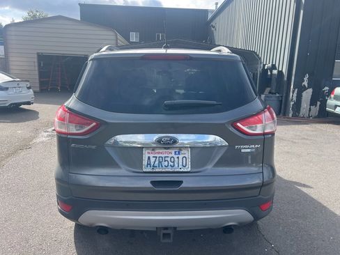 Used 2015 Ford Escape Titanium image 5