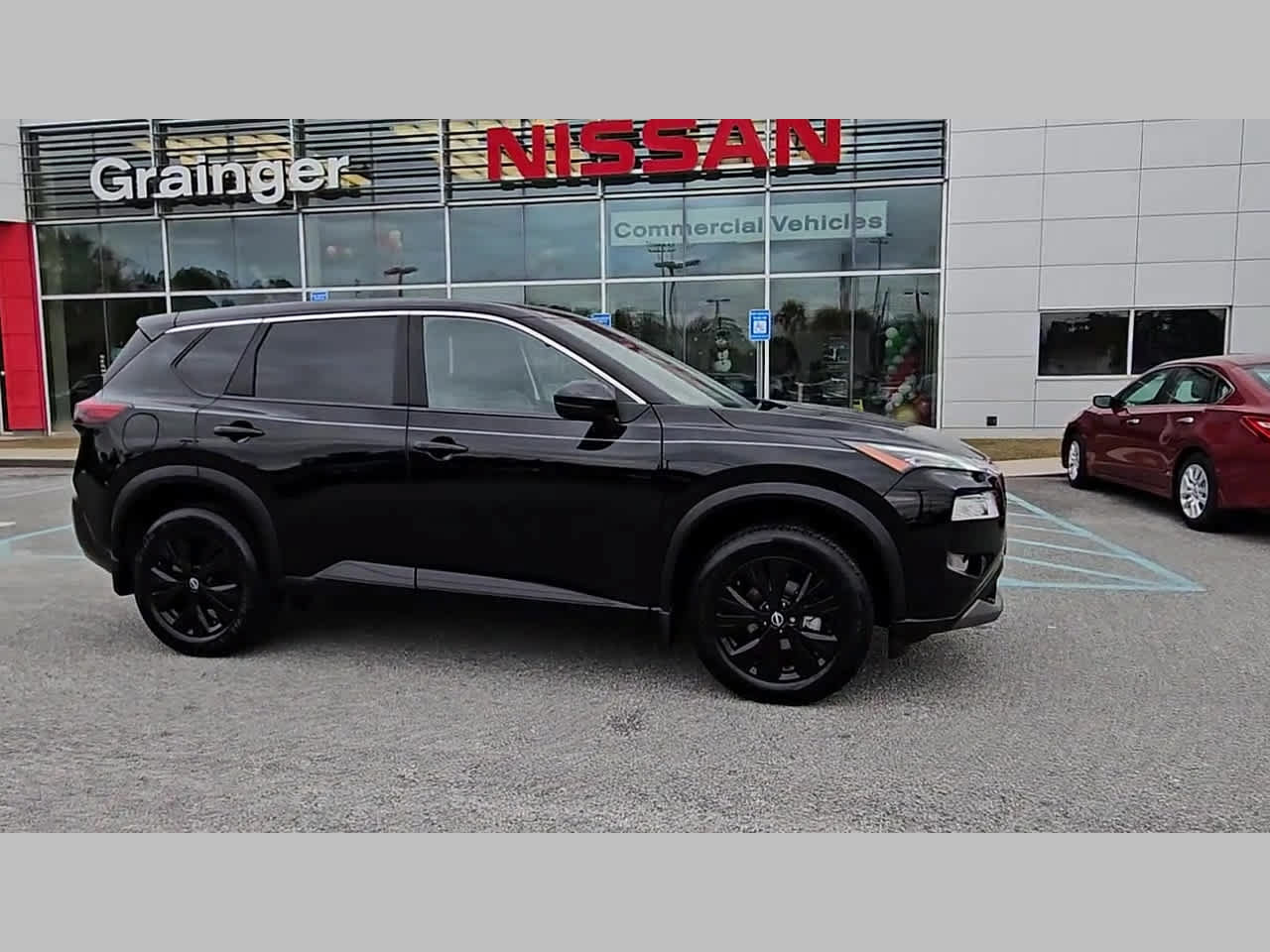 Used 2023 Nissan Rogue SV AWD/4WD image 37
