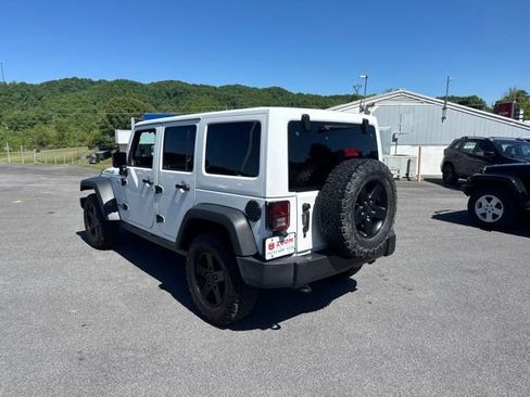 Used 2017 Jeep Wrangler Unlimited Sport AWD/4WD image 4