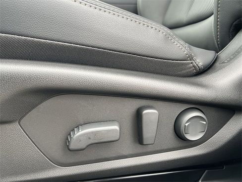 New 2026 Subaru Outback Limited image 30