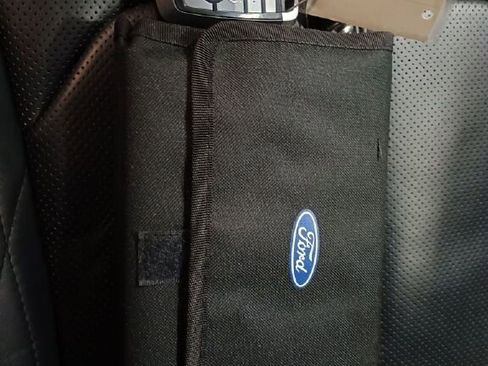 Used 2020 Ford Expedition Platinum image 4