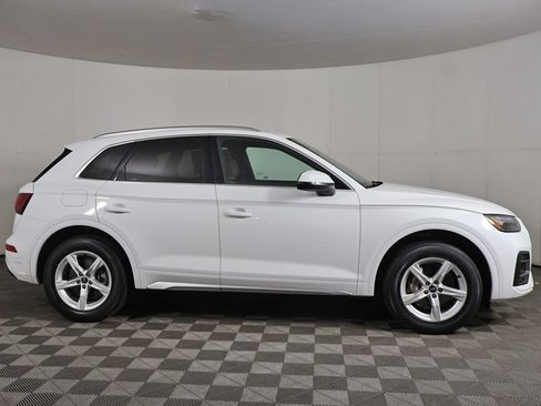 Used 2023 Audi Q5 2.0T Premium w/ Convenience Package AWD/4WD image 15