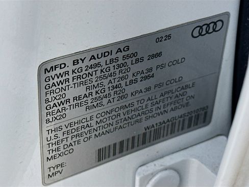 Used 2025 Audi Q5 Prestige AWD/4WD image 47