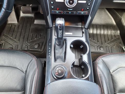 Used 2017 Ford Explorer Sport AWD/4WD image 17