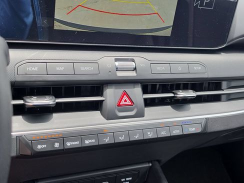 New 2026 Kia K4 FWD image 24