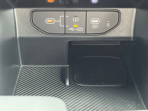 New 2025 Kia Sorento SX Prestige image 34