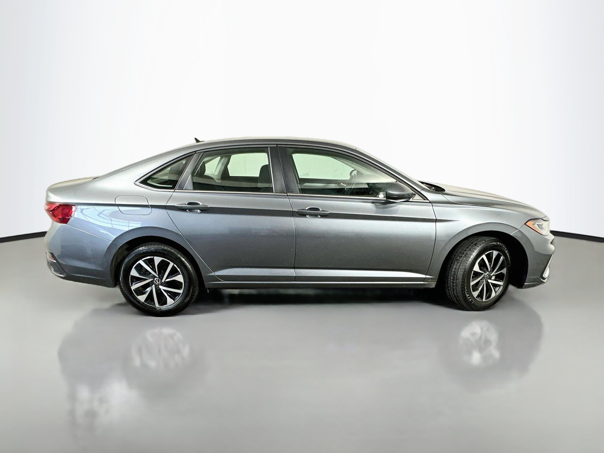 Used 2025 Volkswagen Jetta S FWD image 8
