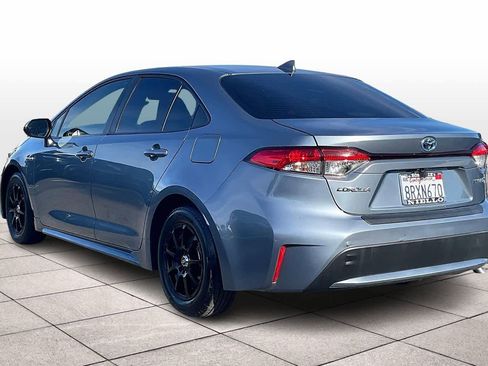 Used 2021 Toyota Corolla LE image 13