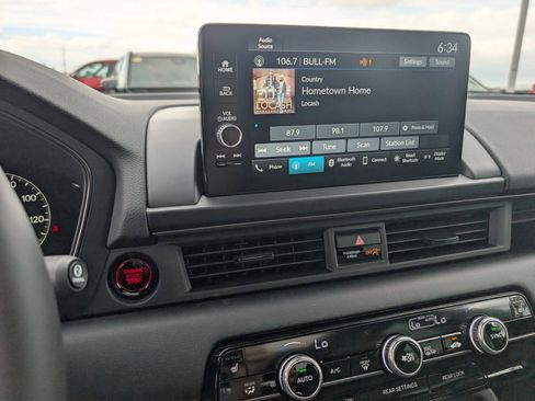 New 2025 Honda Pilot TrailSport image 12