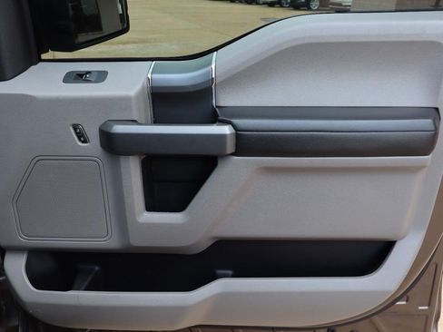Used 2016 Ford F150 XLT w/ Equipment Group 301A Mid AWD/4WD image 34