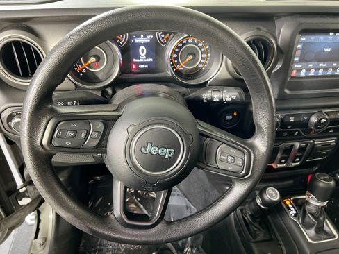 Used 2023 Jeep Wrangler Sport AWD/4WD image 11