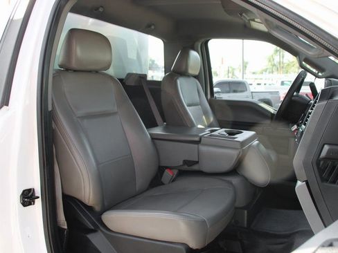 Used 2018 Ford F350 XL w/ Power Equipment Group image 32