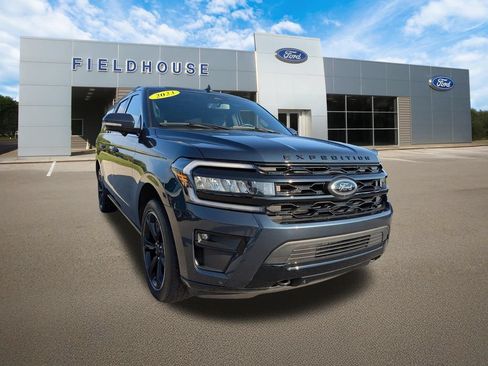 Used 2023 Ford Expedition Max Limited AWD/4WD image 3