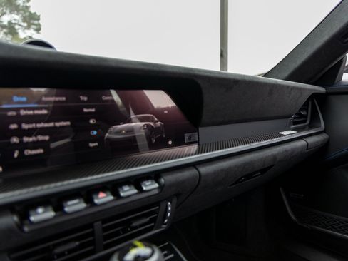 Certified 2026 Porsche 911 GT3 RWD image 44