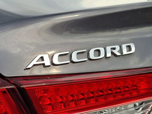Used 2020 Honda Accord LX image 30