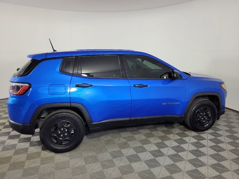 Used 2018 Jeep Compass Sport FWD image 10