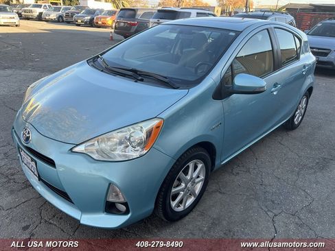 Used 2014 Toyota Prius C Four image 5