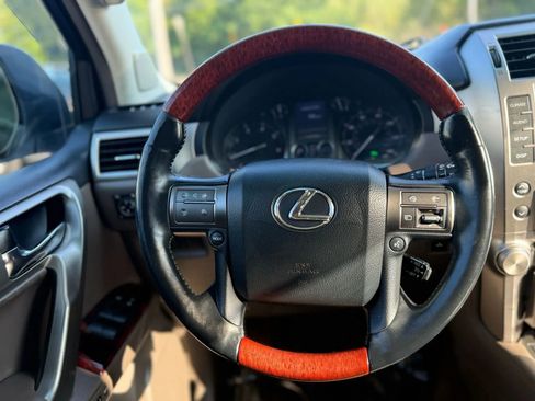 Used 2011 Lexus GX 460 Premium image 15